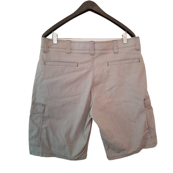 Wrangler Cargo Men's‎ Shorts Gray Size 34 Inseam 10 in - Picture 2 of 12